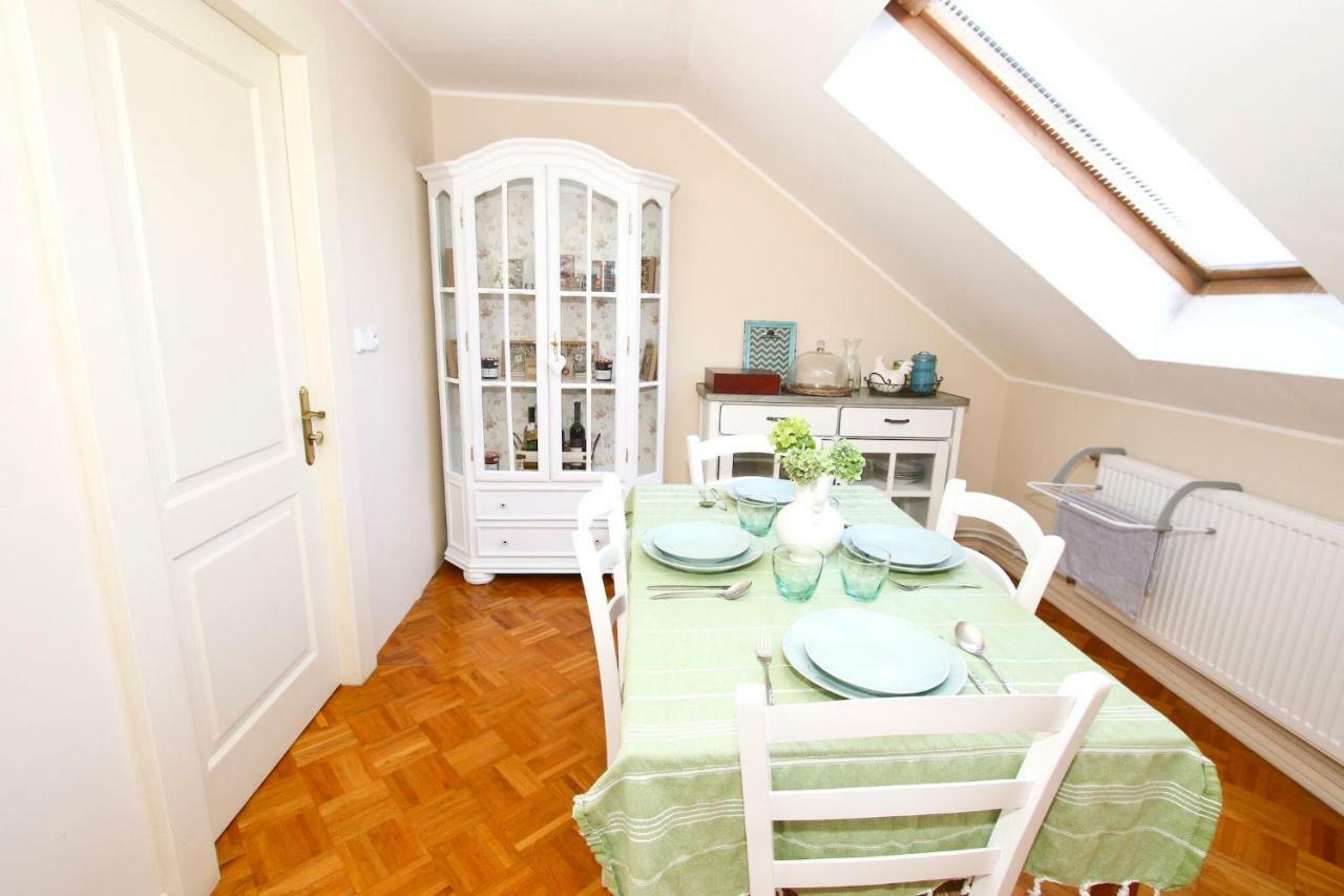 Apartman U Mluvicich Kamenu Stare Krecany Ngoại thất bức ảnh