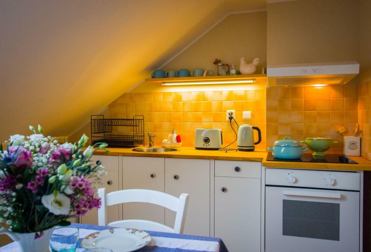 Apartman U Mluvicich Kamenu Stare Krecany Ngoại thất bức ảnh