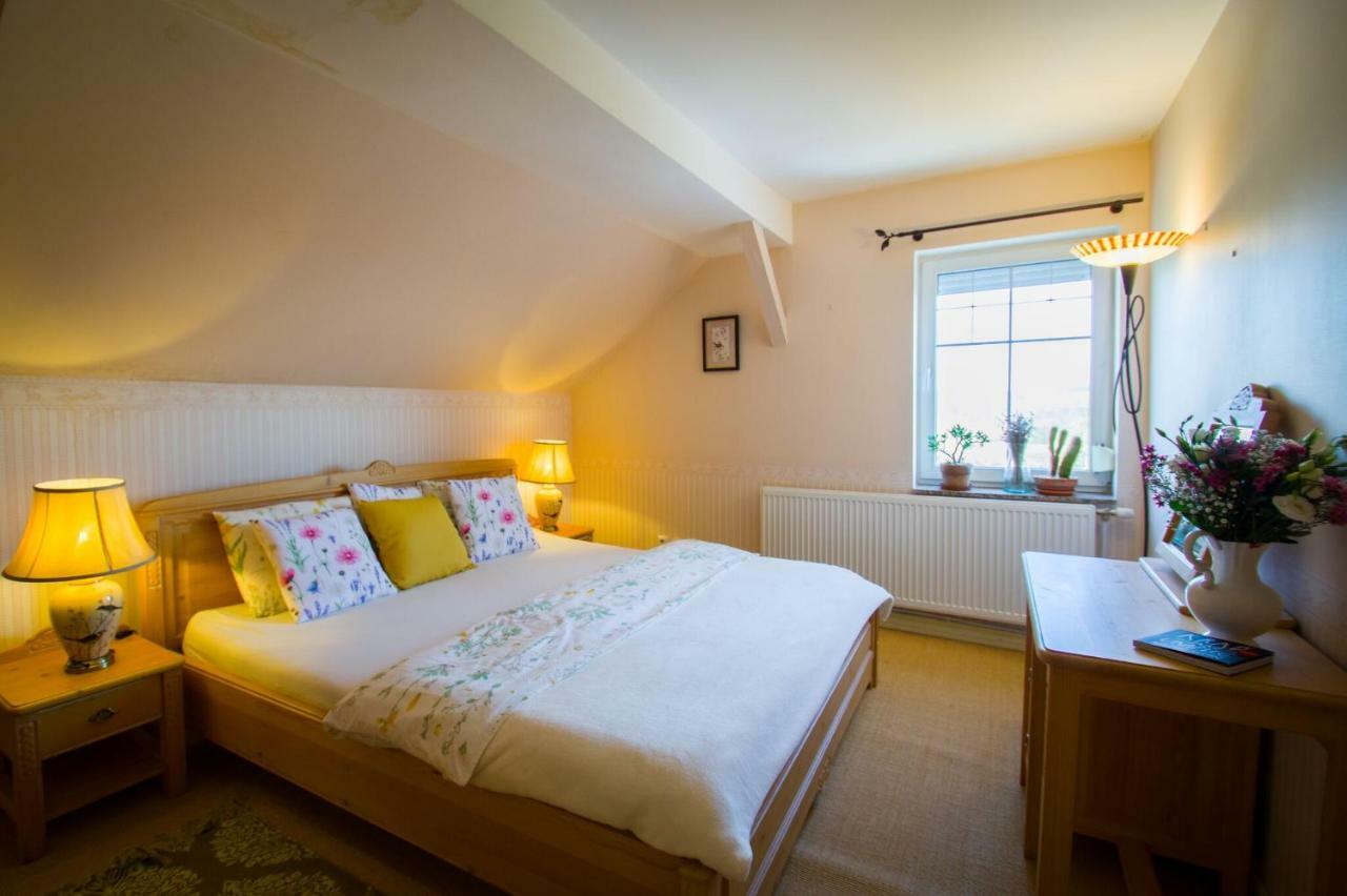 Apartman U Mluvicich Kamenu Stare Krecany Ngoại thất bức ảnh